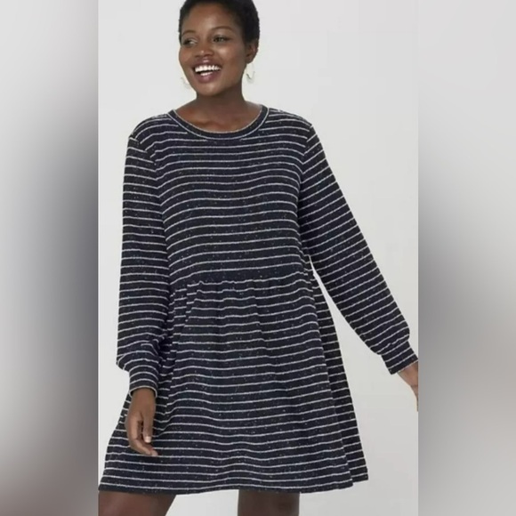 LOFT Dresses & Skirts - Loft Navy Blue Long Sleeve Striped Button Back Swing Dress Size Small